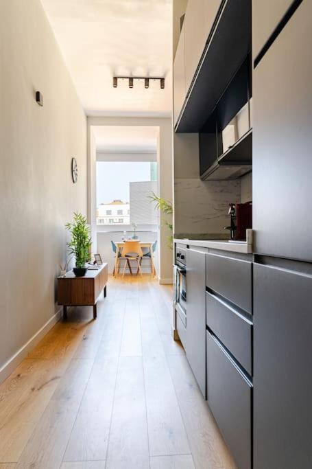 Modern Downtown Studio Порту Экстерьер фото
